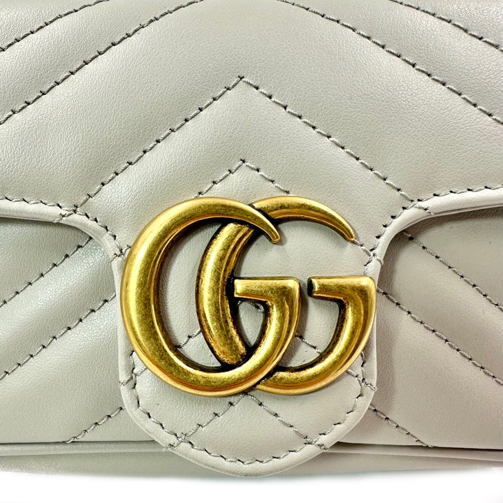 GUCCI GG Marmont Super Mini Bag