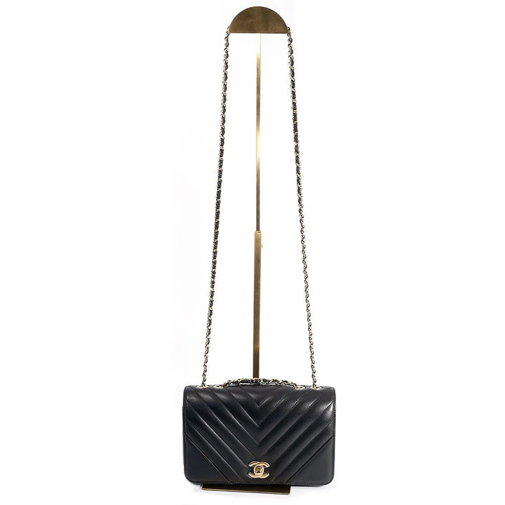 Chanel Chevron Chain Shoulder Bag in Small Size