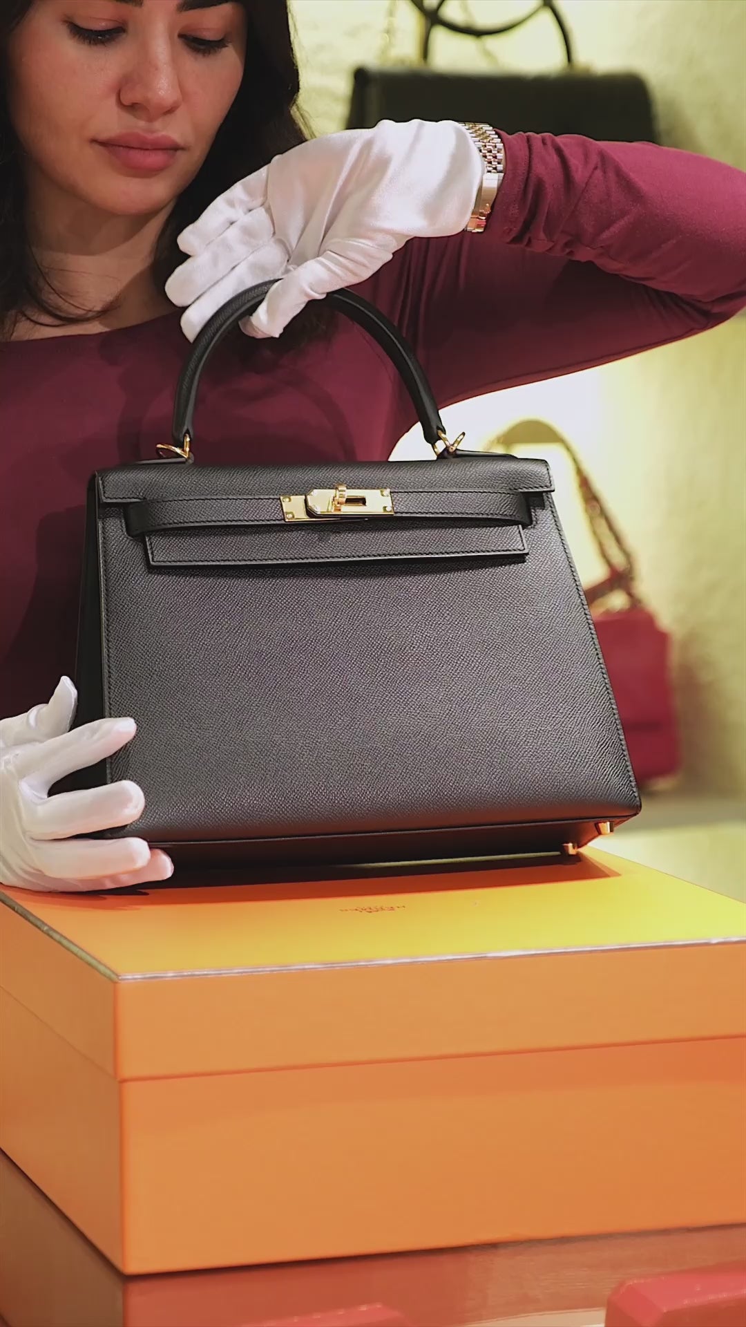 Hermès Black Epsom Sellier Kelly 28 Gold Hardware Bag